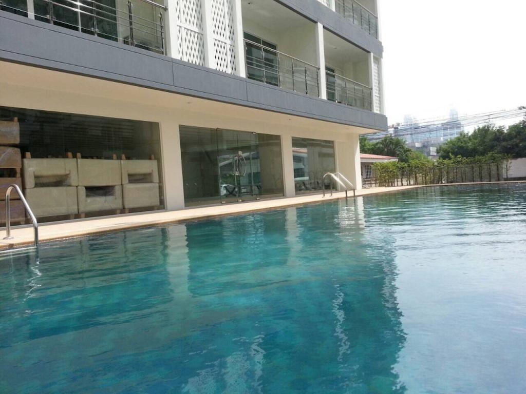 R-Con Rest Sea Hotel Pattaya Exterior foto